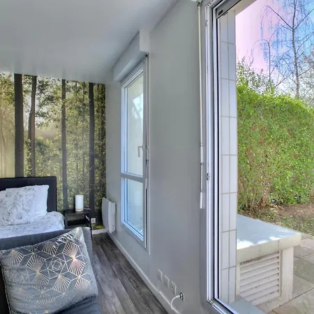 Apartment Grand Studio Avec Jardin Et Parking - Paris Orly